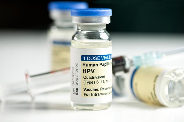 Vaccin contre le virus du papillome humain (HPV) : Prévention efficace des infections liées au HPV et protection contre les cancers associés